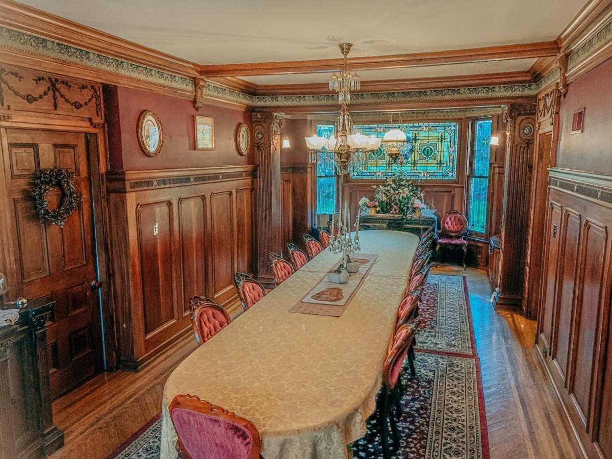 לינה וארוחת בוקר יורק The Emig Mansion מראה חיצוני תמונה