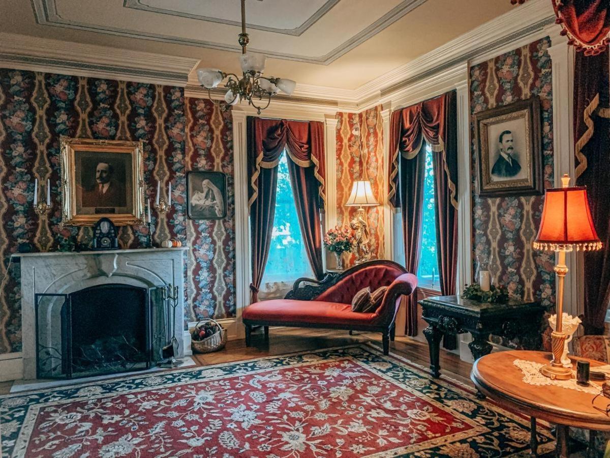 לינה וארוחת בוקר יורק The Emig Mansion מראה חיצוני תמונה